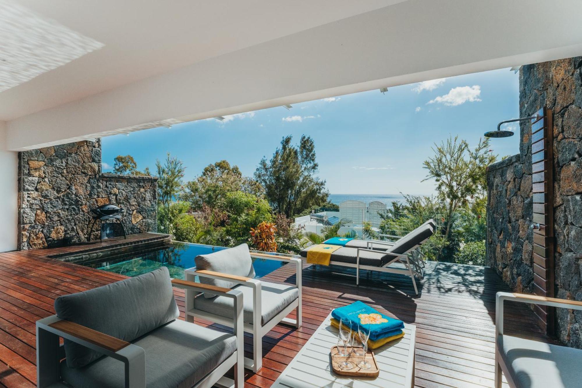 Appartement De Luxe Piscine Et Vue Mer Rivière Noire Esterno foto