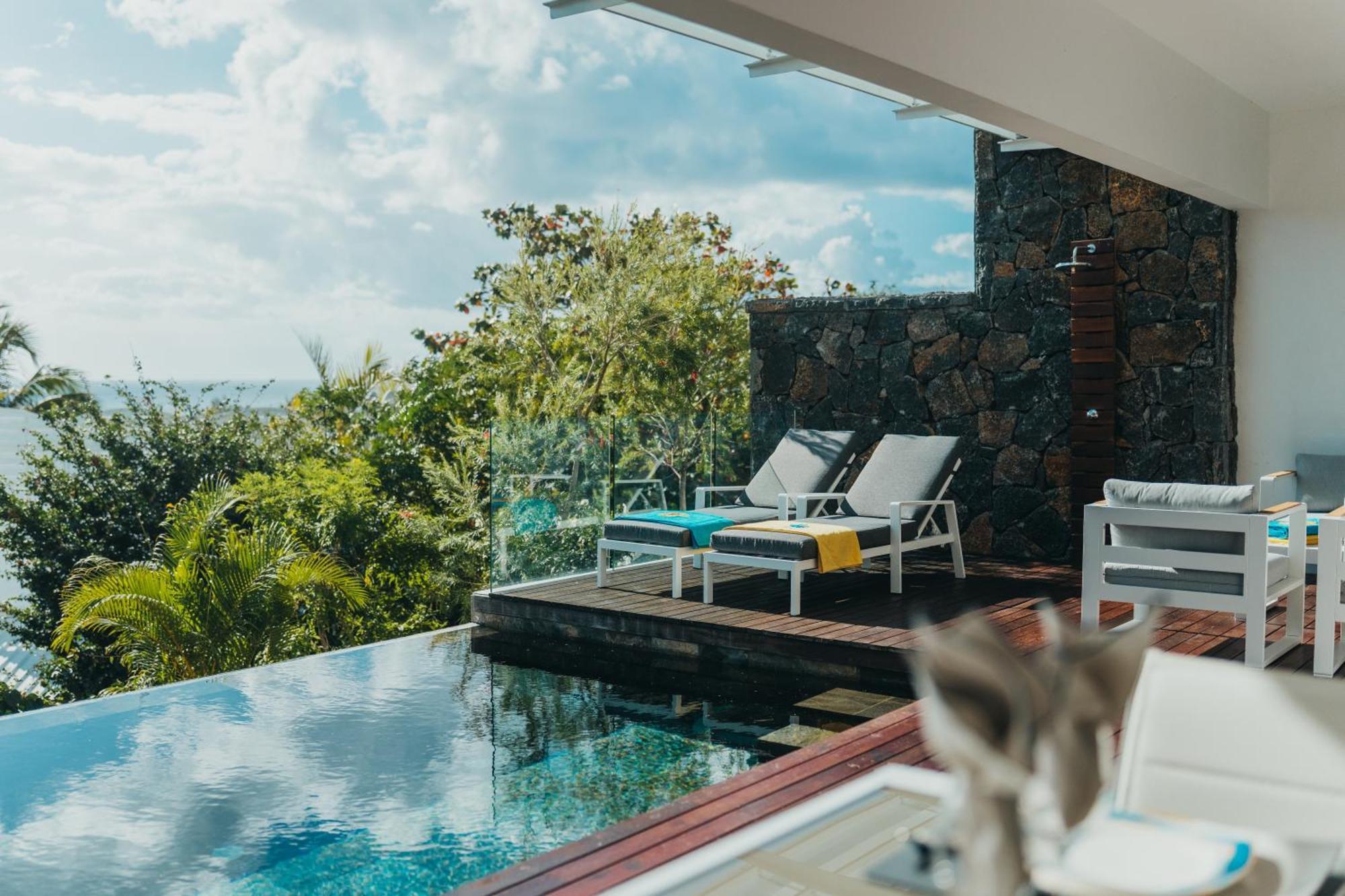Appartement De Luxe Piscine Et Vue Mer Rivière Noire Esterno foto