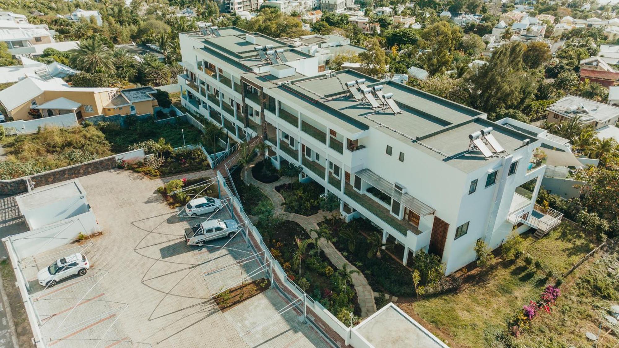 Appartement De Luxe Piscine Et Vue Mer Rivière Noire Esterno foto